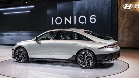5 Alasan Harga Mobil Ioniq 6 di Atas Rp1 Miliar Layak Dipertimbangkan! 5 Alasan Harga Mobil Ioniq 6 di Atas Rp1 Miliar Layak Dipertimbangkan!
