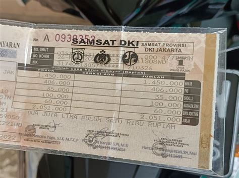5 Cara Cek Pajak Tahunan Motor yang Bisa Kamu Lakukan dalam 10 Menit! 5 Cara Cek Pajak Tahunan Motor yang Bisa Kamu Lakukan dalam 10 Menit!