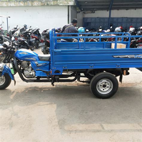 5 Motor Roda 3 Murah Meriah di Bawah Rp5 Juta! 5 Motor Roda 3 Murah Meriah di Bawah Rp5 Juta!