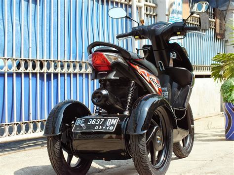 5 Motor Roda 3 Murah Meriah di Bawah Rp5 Juta! 5 Motor Roda 3 Murah Meriah di Bawah Rp5 Juta!