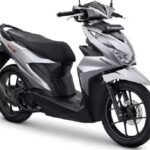 7 Harga Motor Honda Terbaru 2023: BeAT Termurah, PCX Termahal?