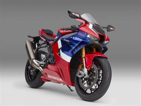 7 Motor Tinggi di Dunia yang Bikin Hati Berdegup, Nomor 3 Paling Bikin Gempor! 7 Motor Tinggi di Dunia yang Bikin Hati Berdegup, Nomor 3 Paling Bikin Gempor!