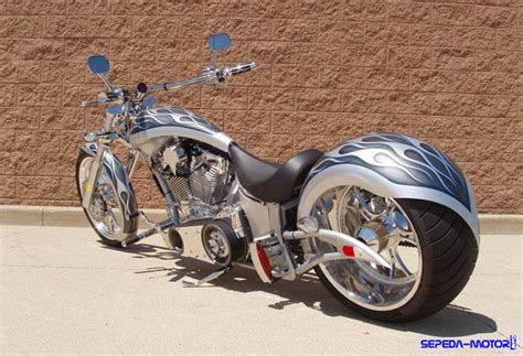 5 Alasan Gila Kenapa Harley-Davidson Lebih dari Sekadar Motor! 5 Alasan Gila Kenapa Harley-Davidson Lebih dari Sekadar Motor!