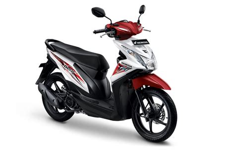 5 Keunggulan Honda R2 yang Bikin Kamu Betah Ngebut di Jalanan! 5 Keunggulan Honda R2 yang Bikin Kamu Betah Ngebut di Jalanan!