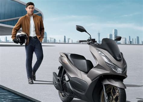 5 Keunggulan Honda R2 yang Bikin Kamu Betah Ngebut di Jalanan!