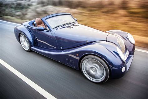 5 Mobil Morgan Otomotif Paling Mewah yang Bikin Hati Tergoda 💸 🏎️