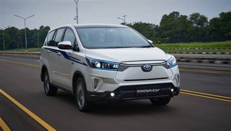 7 Alasan Innova Listrik Lebih Worth It dari Harga Rp [Masukkan Angka] Juta!