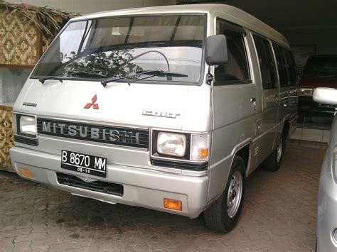 7 Alasan Mengapa Jual L300 Minibus Bekas Anda Sekarang (Nomor 5 Bikin Kaget!) 7 Alasan Mengapa Jual L300 Minibus Bekas Anda Sekarang (Nomor 5 Bikin Kaget!)