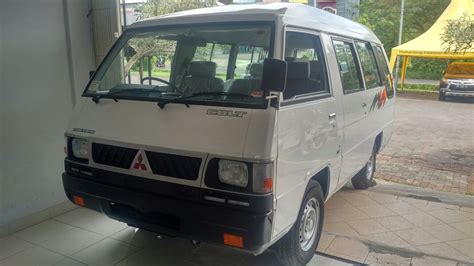 7 Alasan Mengapa Jual L300 Minibus Bekas Anda Sekarang (Nomor 5 Bikin Kaget!) 7 Alasan Mengapa Jual L300 Minibus Bekas Anda Sekarang (Nomor 5 Bikin Kaget!)