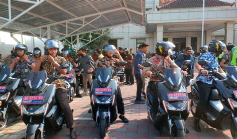7 Alasan Mengapa Motor Listrik di Solo Jadi Pilihan Utama, Hemat Hingga 50% Biaya Operasional! 7 Alasan Mengapa Motor Listrik di Solo Jadi Pilihan Utama, Hemat Hingga 50% Biaya Operasional!