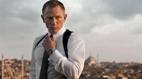 Bond Reboot: ‘First Light’ Shakes, Stirs Up Fresh 007